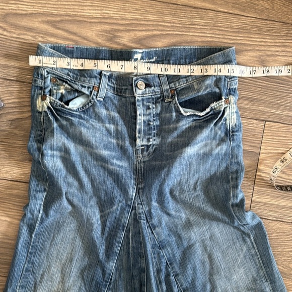 Perfectly distressed 7 for all mankind denim skirt with a train - Picture 12 of 16